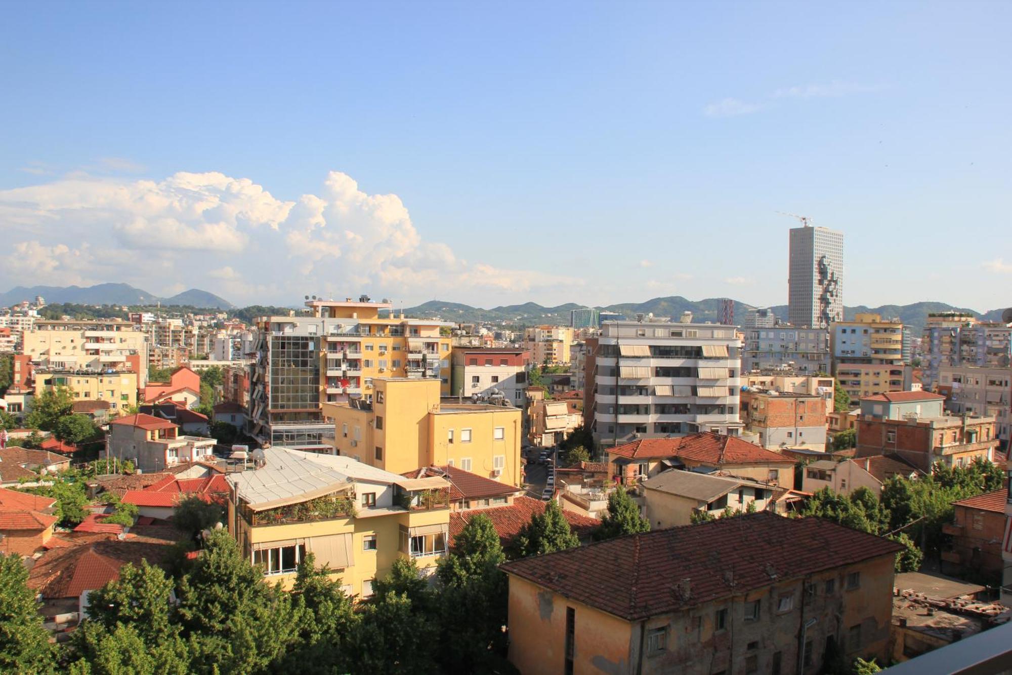 Tirana Cityscape Екстериор снимка